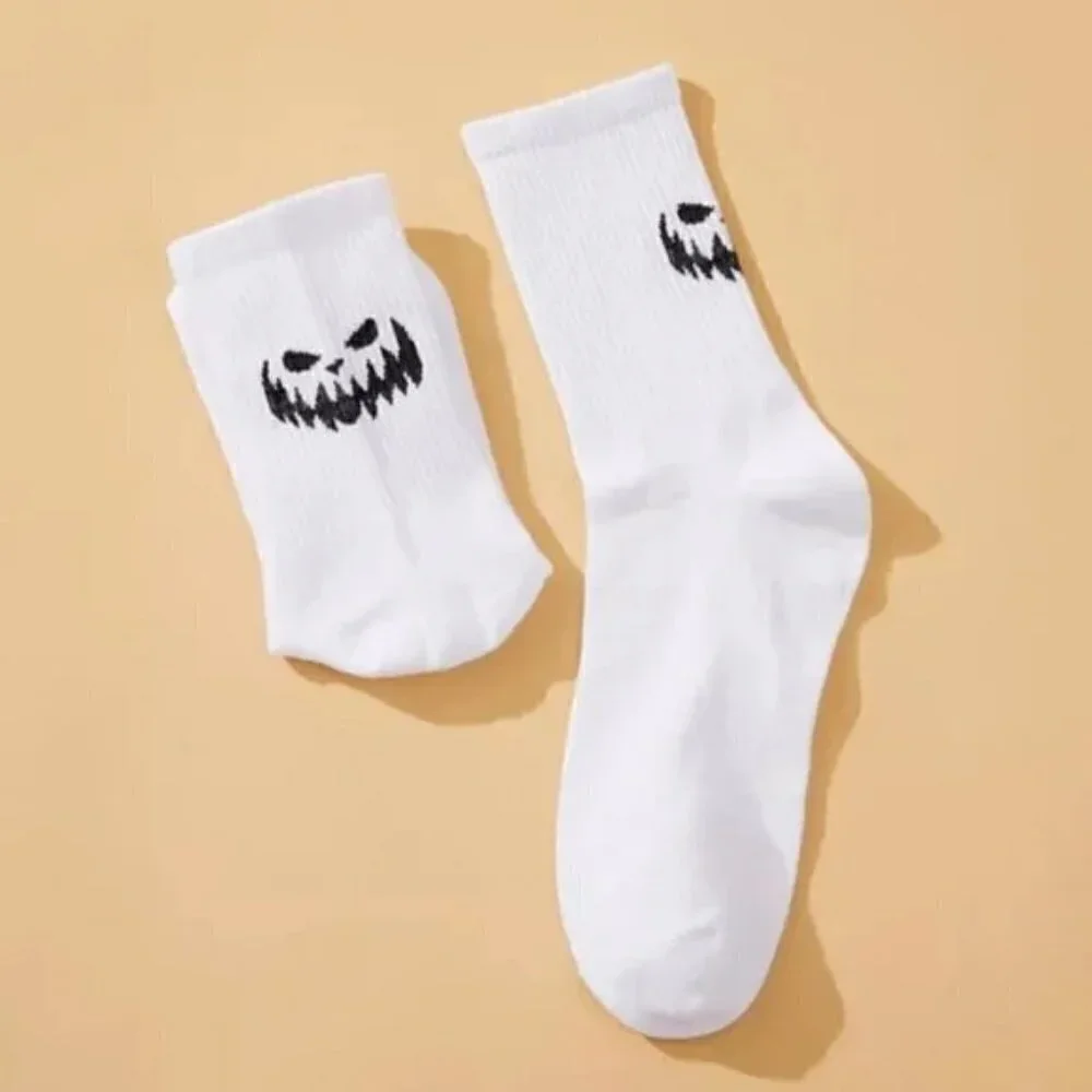 NEW WHITE PUMPKIN CREW SOCKS